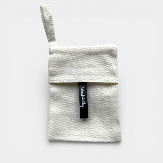 PROTECTOR POUCH